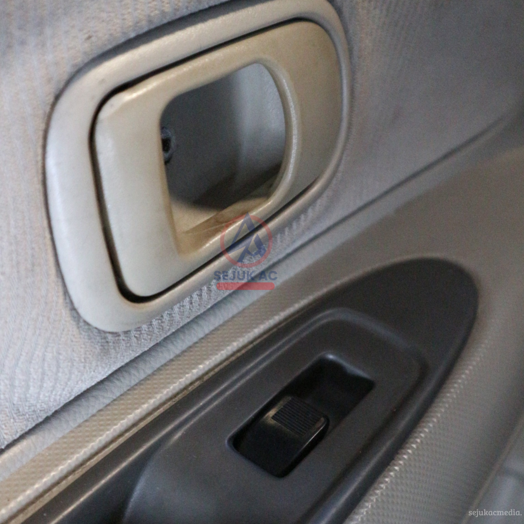 penyebab power window macet