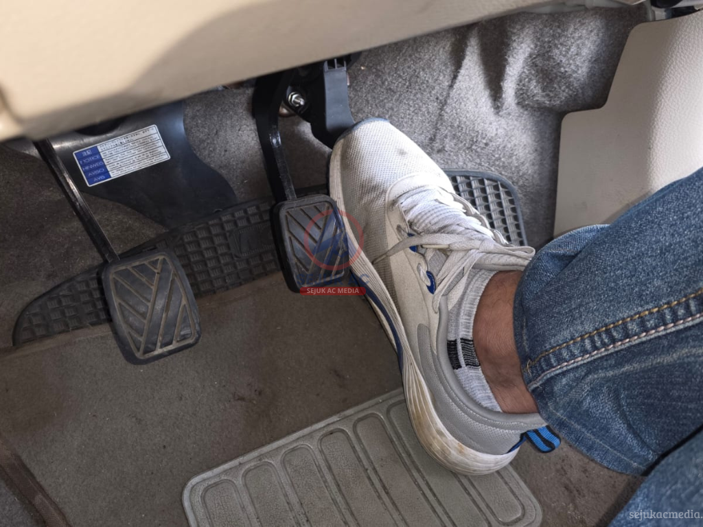 Rem Mobil Getar Saat Diinjak