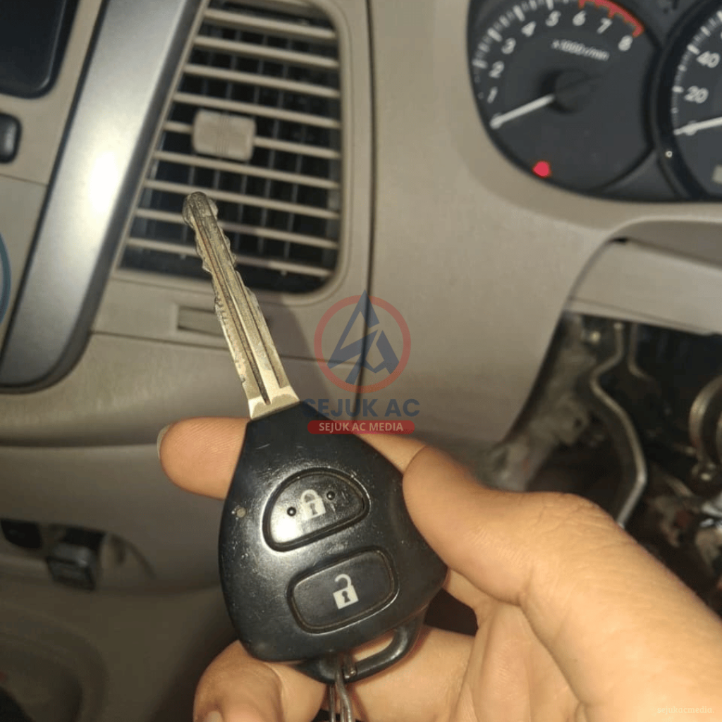 Alarm Mobil Bunyi Terus