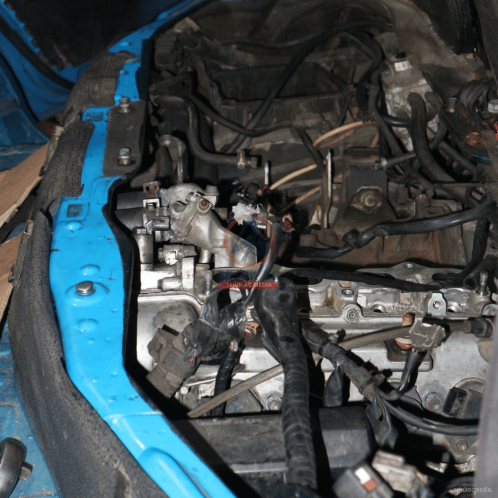 Bau Bensin Masuk Kabin Mobil