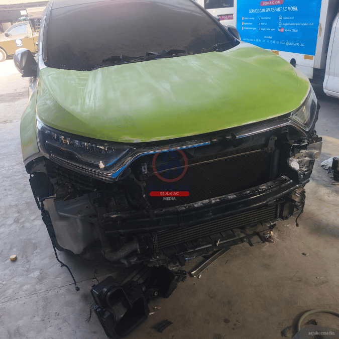 dempul bodi mobil