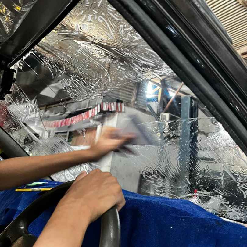 Pemasangan Kaca Film