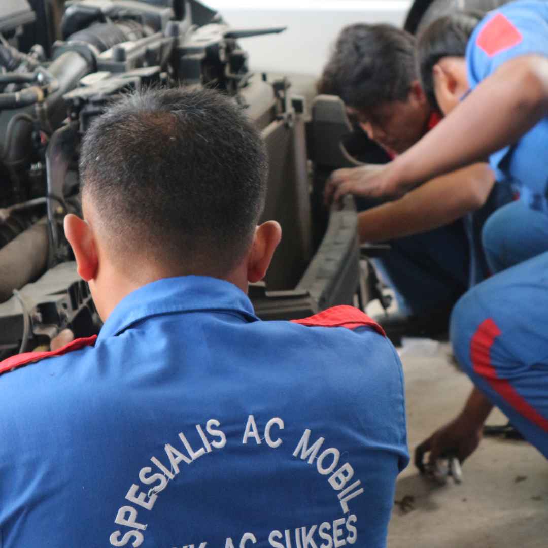 bunyi kletek kletek pada roda depan saat belok