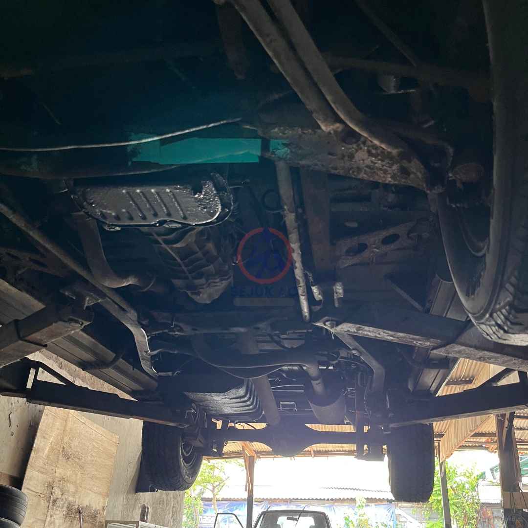 cara mengatasi oli mobil rembes