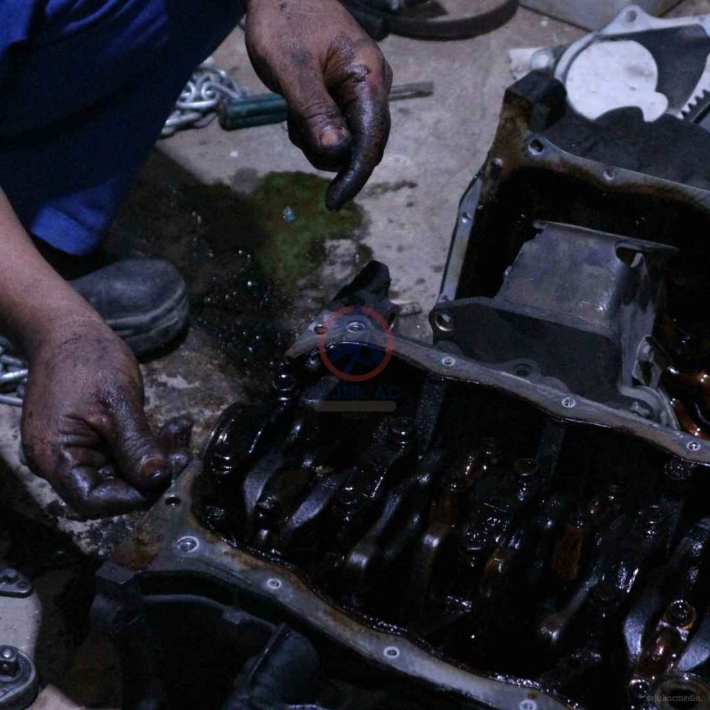 cara mengatasi oli mobil rembes