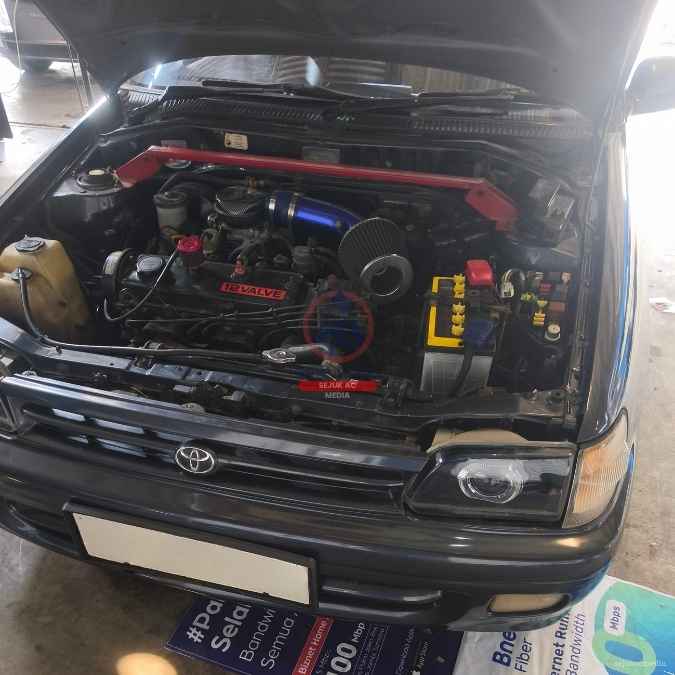 pemeriksaan kotak dan fungsi sekring mobil di bengkel mobil jakarta barat sejuk muchtar