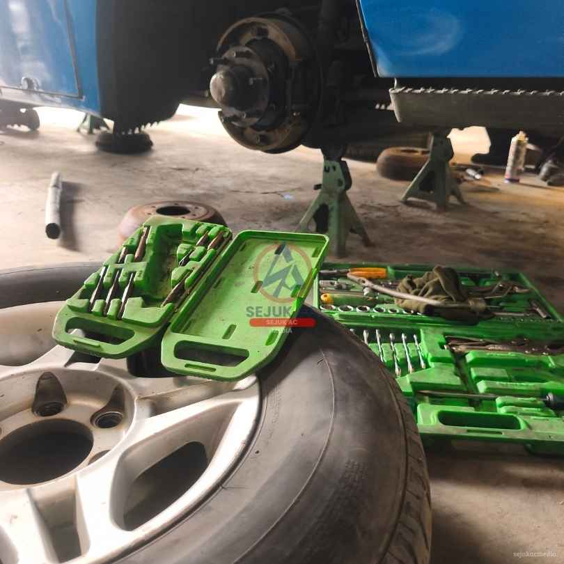 pemeriksaan kaki-kaki di bengkel mobil terdekat sejuk muchtar jakarta barat